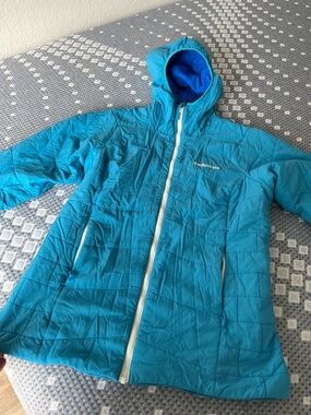 Patagonia Bright Turquoise Hooded Jacket